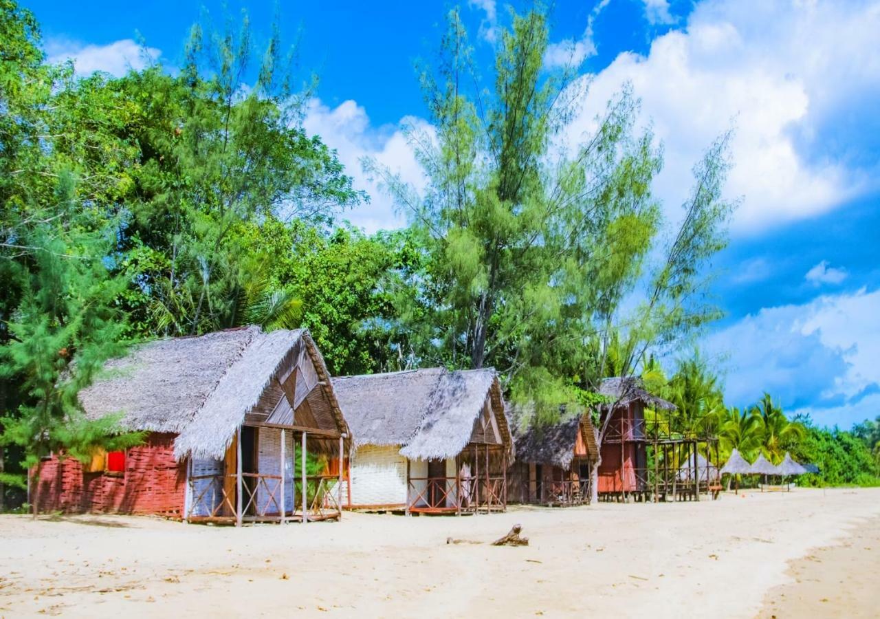 Bed and Breakfast Reva Castel Nosy-Be Exterior foto
